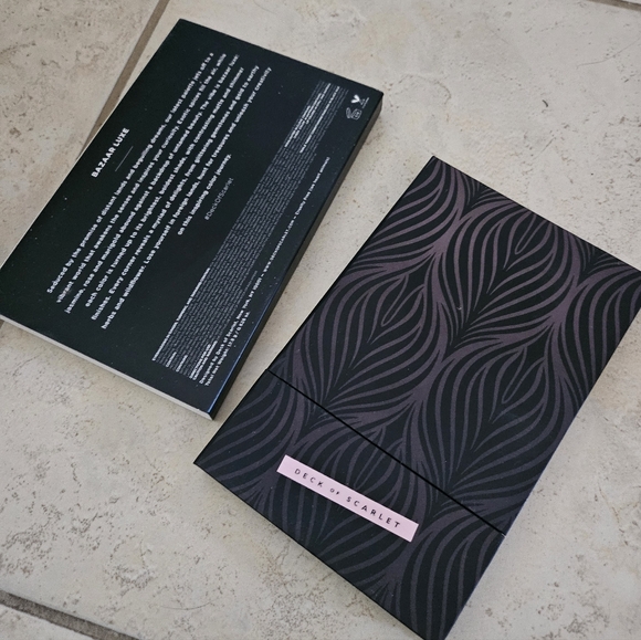 Deck of Scarlett Bazaar luxe palette - Picture 3 of 6